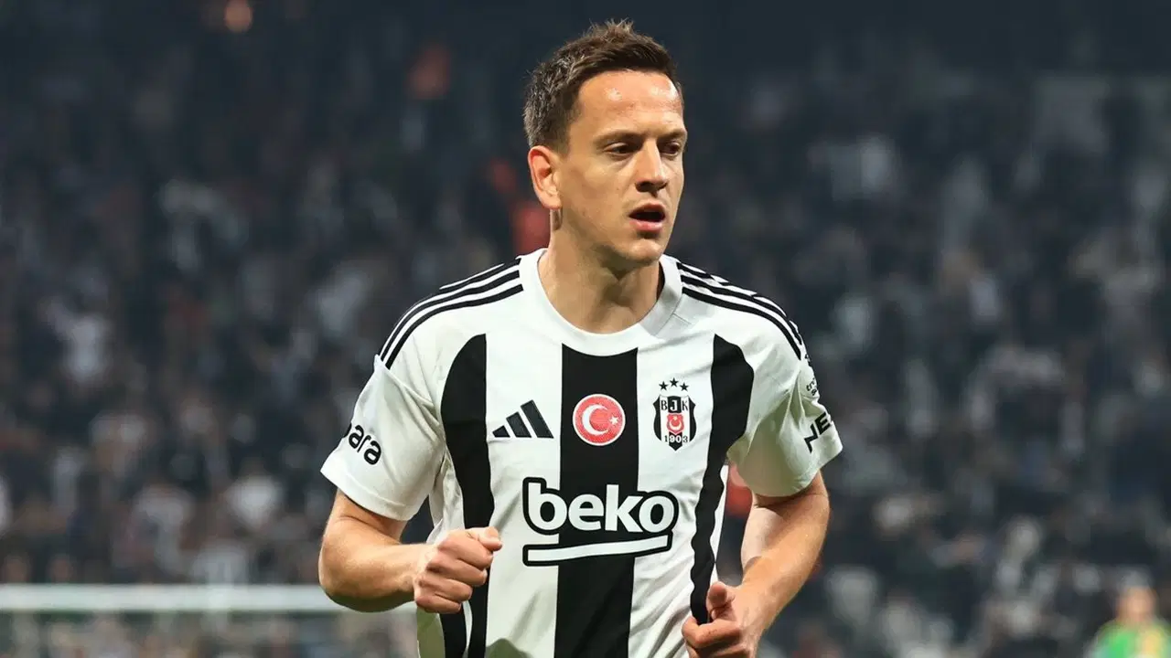 Beşiktaş, Amir Hadziahmetovic ile Yollarını Ayırdı