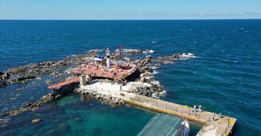 Karadeniz’in yeni tatil beldesi Fatsa Adası turistlerin ilgi odağı