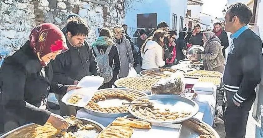 Sğacık’ta toprak sofrası kuruldu – Turizm Haberleri