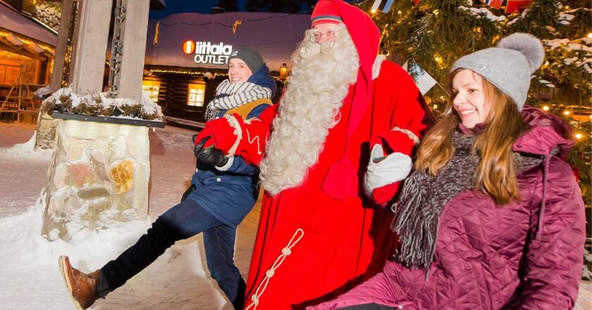 Tatilciler Noel Baba’nın memleketini ele geçirdi: otellerde yer kalmadı