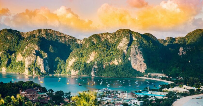Tayland ülkede vizesiz kalış süresini 30 güne indirmeyi planlıyor