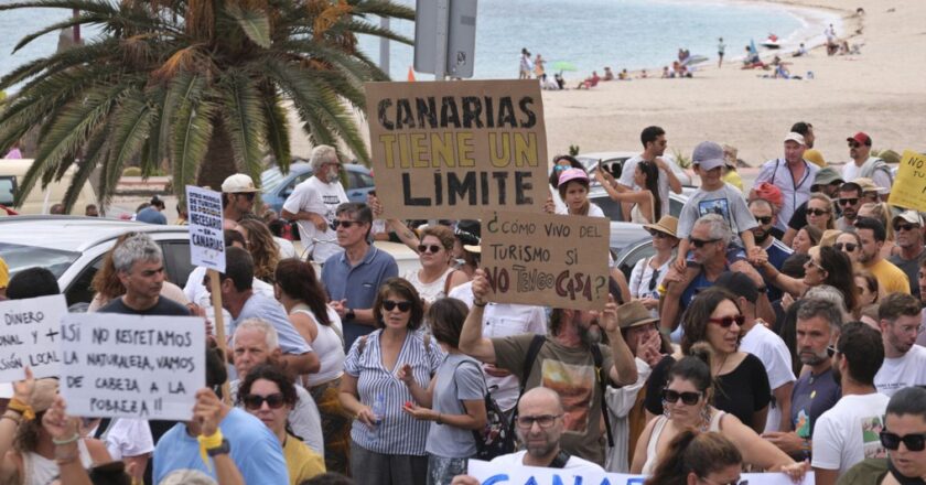 ‘Eşitsizlik ve sonsuz büyüme’: Kanarya Adaları’nda turizm karşıtı protestolar yeniden alevlendi