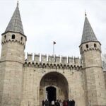 Topkapı Sarayı gece ziyaret edilebilecek