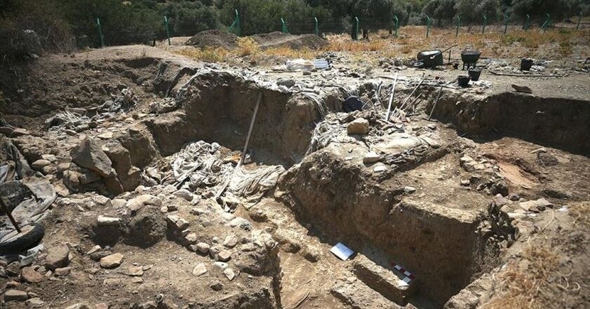 Gökçeada’da 8 bin 800 yıl öncesine ait 5 mimari yapı bulundu