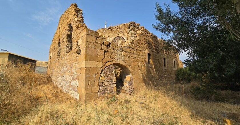 300 yıldır ayakta: Garipler Köyü Kilisesi zamana direniyor